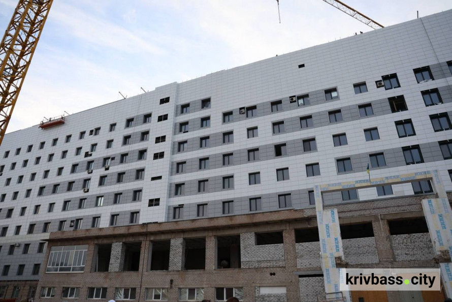 У Кривому Розі перебудовують «тисячку»: які відділення та центри з’являться у лікарні