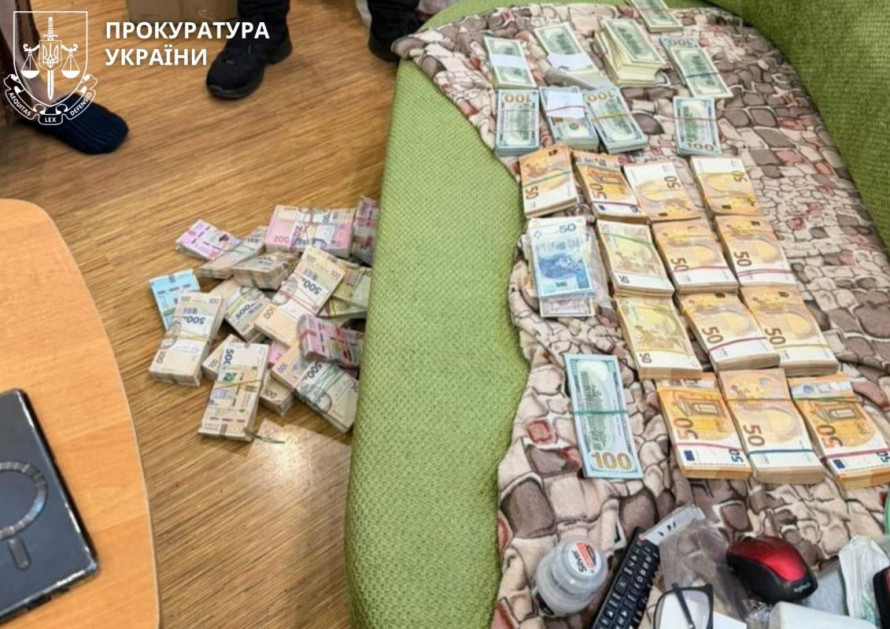 На Дніпропетровщині військові та цивільні спільники розікрали 14 млн грн на фортифікаціях: деталі