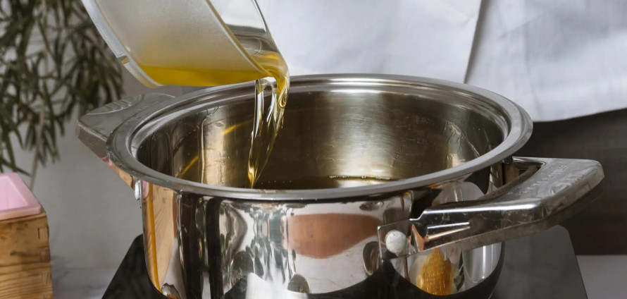 Секрет чистоти без хімії: що може звичайна оливкова олія