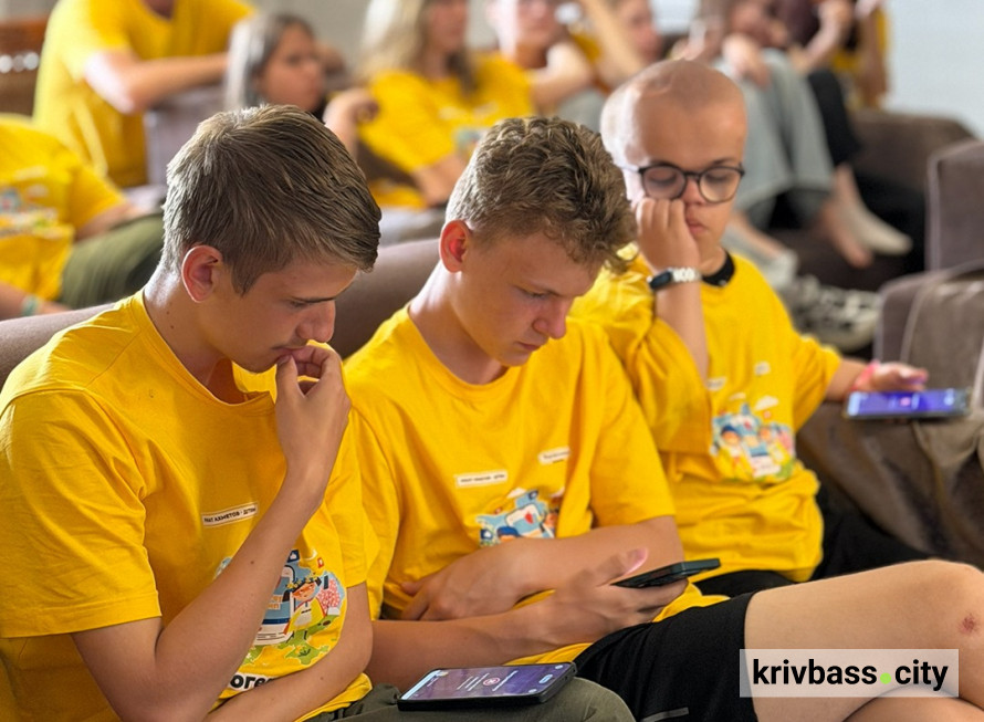 Технології майбутнього в «Блогер Кемпі»: Metinvest Digital провів інтерактив для дітей