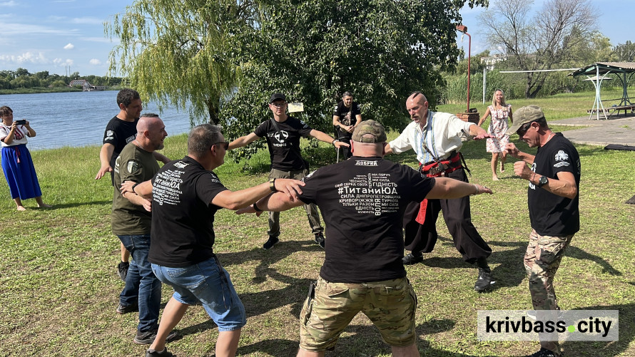 Досвід, що рятує життя: ветерани спільноти Титани UA провели дітям навчання з мінно-вибухової безпеки у рамках патріотичної гри «Крила нації»