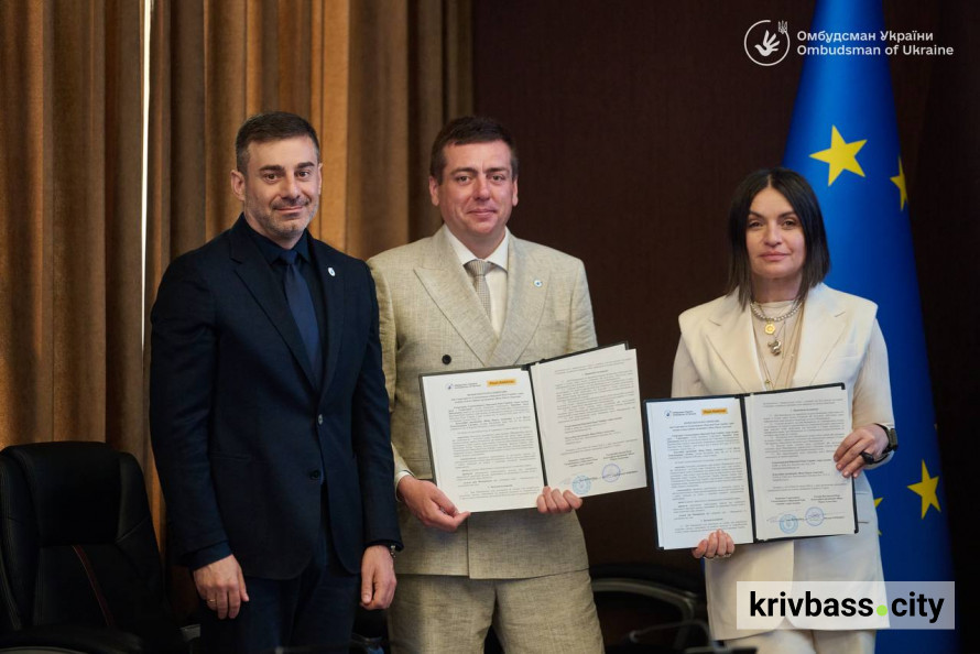 Рінат Ахметов отримав особисту відзнаку від Омбудсмана