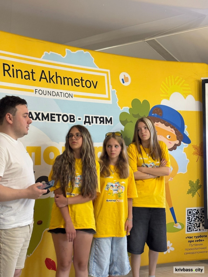 Як працює штучний інтелект: у «Блогер Кемпі» відбувся тренінг від експерта Metinvest Digital
