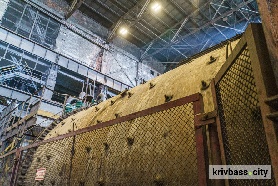 У межах регламенту: у Кривому Розі на Центральному ГЗК Метінвесту провели планову заміну млина