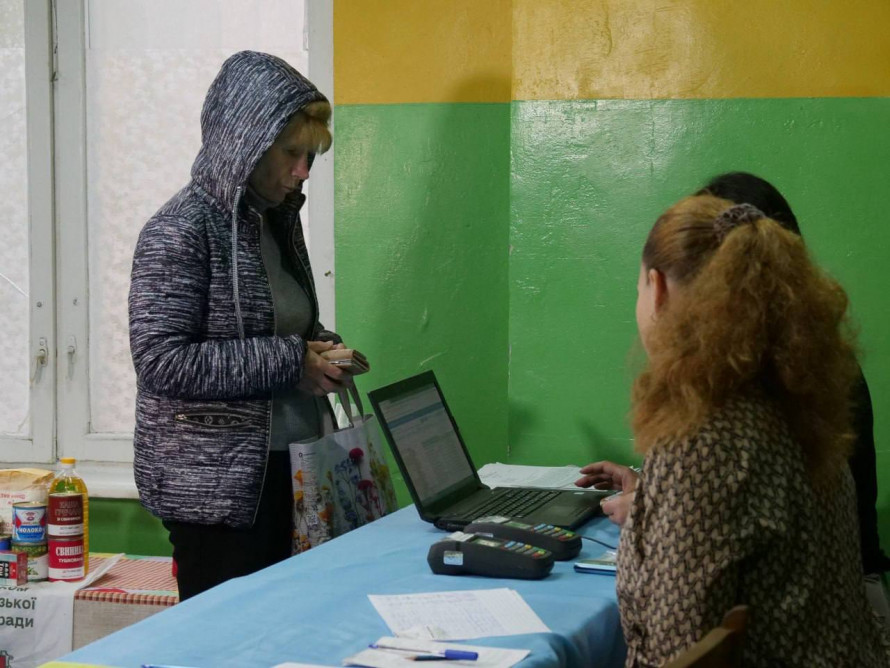 У Кривому Розі продовжують видавати безкоштовні продуктові набори: де і кому