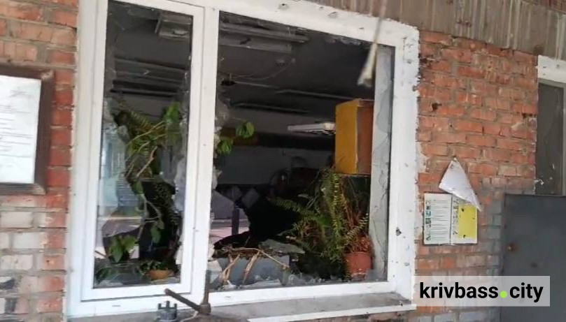 Ворожий дрон атакував дільницю ДТЕК на Дніпропетровщині: пошкоджені авто та будівлі