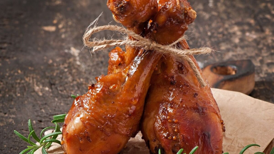 Як приготувати ідеальні курячі ніжки BBQ: секрет карамельної скоринки