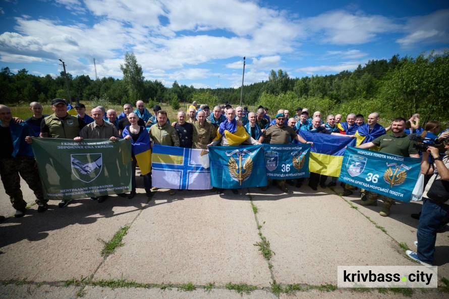 Понад чотири роки чекали на свободу: з російського полону на рідну Дніпропетровщину повернулися 7 захисників