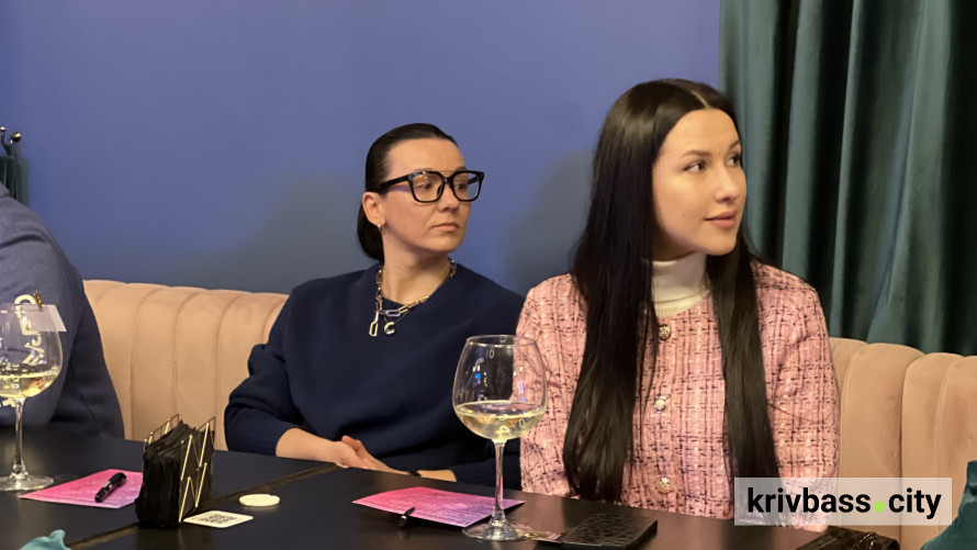 "Зламуємо коди стосунків": як пройшов тренінг LOVE-HACK для криворіжців