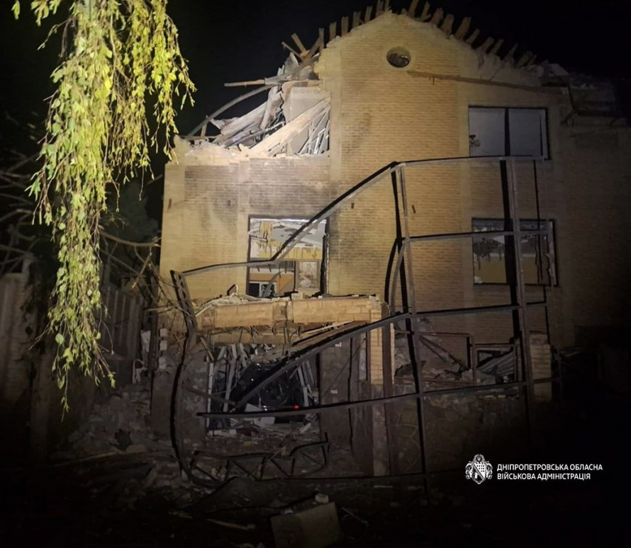 Обстріл Кривого Рогу у ніч на 10 вересня: росіяни вдарили по п'яти локаціях міста