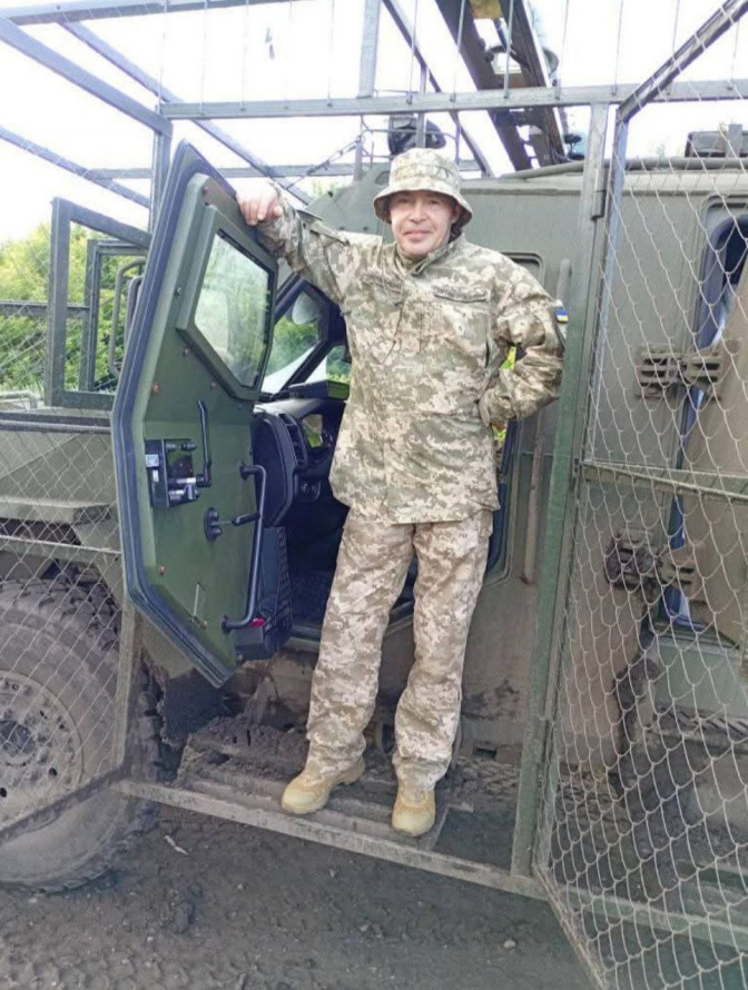 Криворізький викладач і митець Дмитро Бондаренко поліг у бою з росіянами за незалежність України