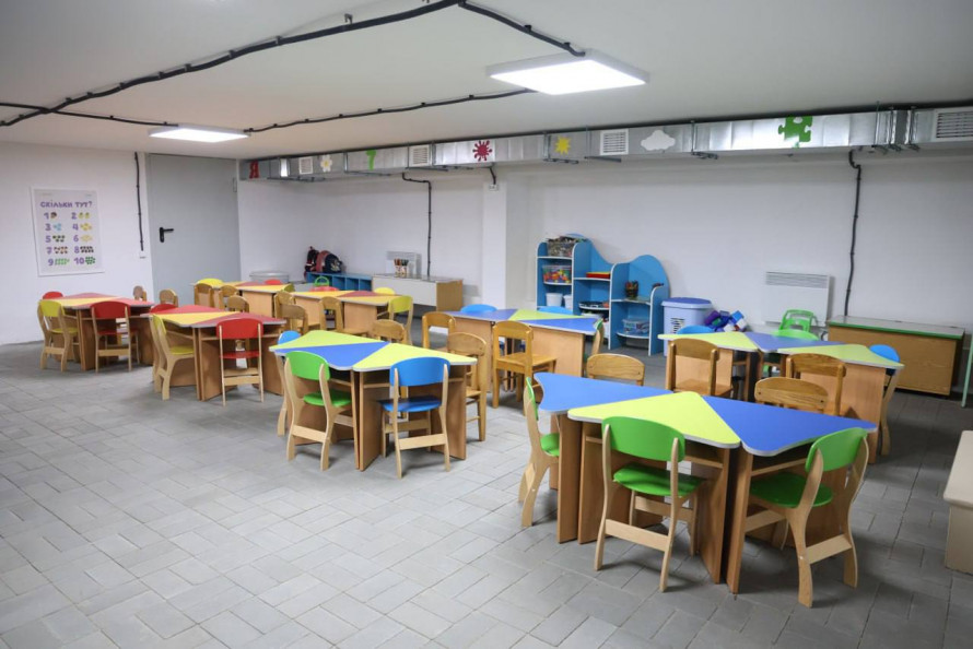 Дитинство під час війни: у Кривому Розі 118 дитсадків працюють офлайн завдяки сертифікованим укриттям