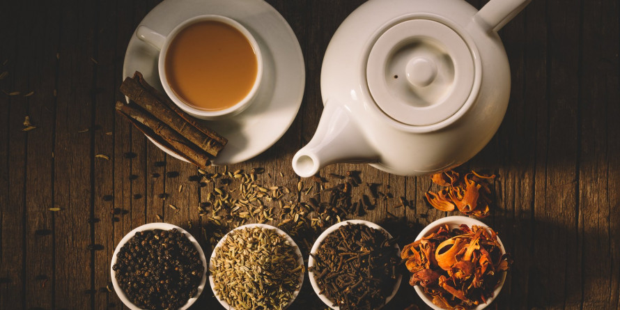 Що псує користь чаю: найгірші добавки до популярного напою