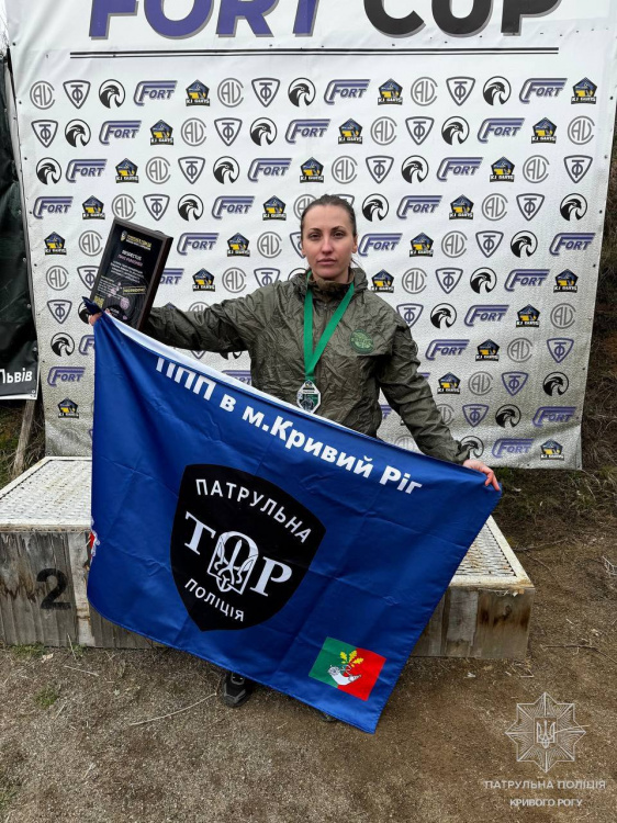 Турнір 2GUN зі стрільби:  патрульна з Кривого Рогу виборола срібну медаль