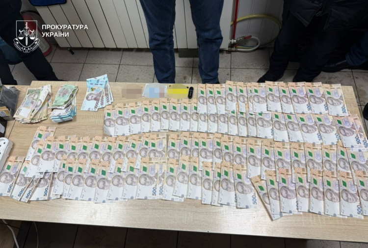 Речові докази - фото Прокуратура України