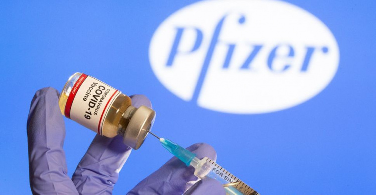 Майже мільйон додаткових доз вакцини від Pfizer в межах ініціативи COVAX отримає Україна