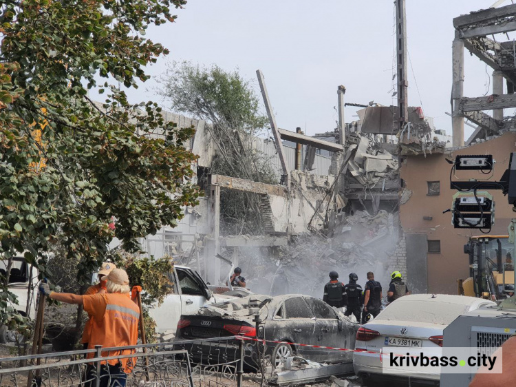 Два обстріли за три дні: росіяни двічі обстріляли Кривий Ріг за тиждень (фото та відео)