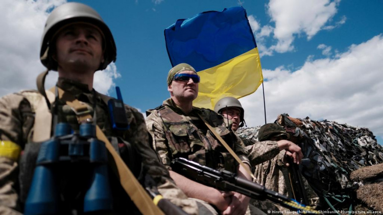 Яких спеціалістів в першу чергу потребують Збройні Сили України?
