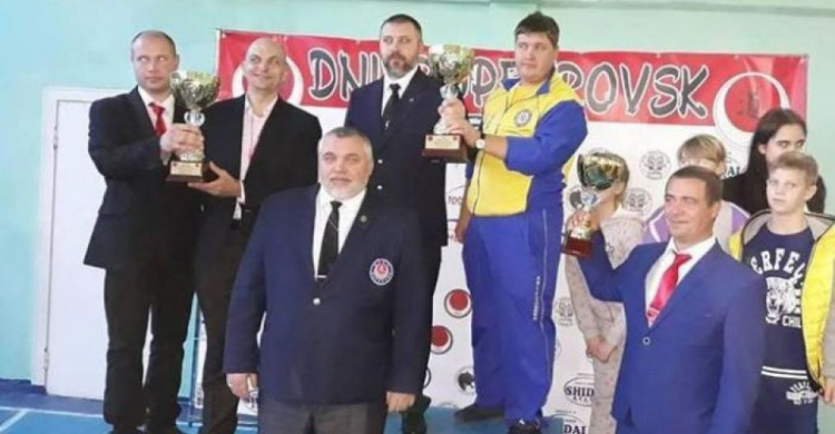 Каратисты из Кривого Рога завоевали на турнире в Днепре 44 медали разного сорта (ФОТО)