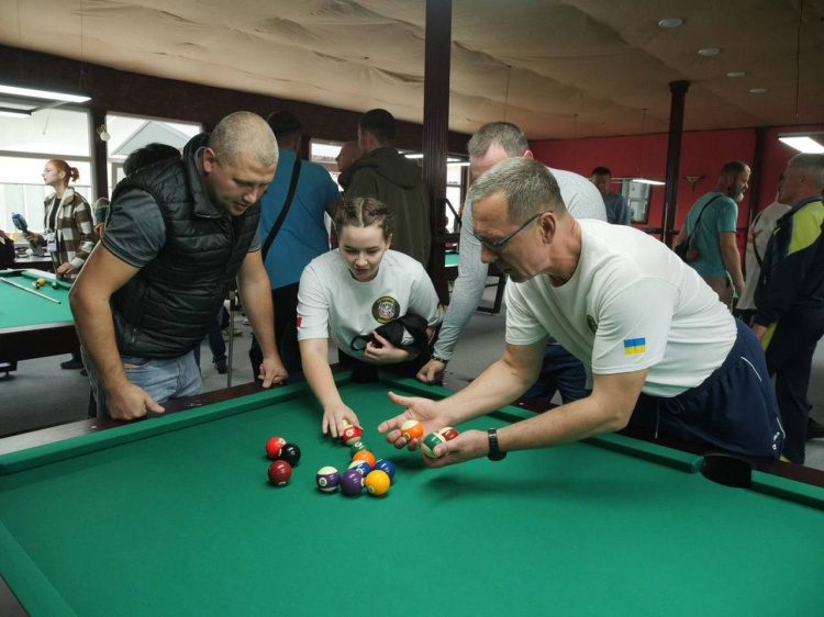 Змагання серед ветеранів та їхніх родин - фото управління преси виконкому Криворізької міськради