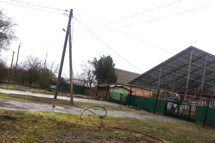 Масовані атаки й щоденні відключення: як працюють аварійні бригади ДТЕК на Дніпропетровщині