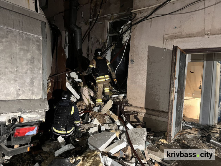 Терор мирного населення: троє людей загинули у Кривому Розі через нічну ракетну атаку 5 березня — чоловіки та жінка