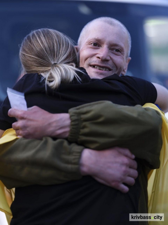 Обмін полоненими перед Великоднем: семеро нацгвардійців з Кривого Рогу повертаються додому