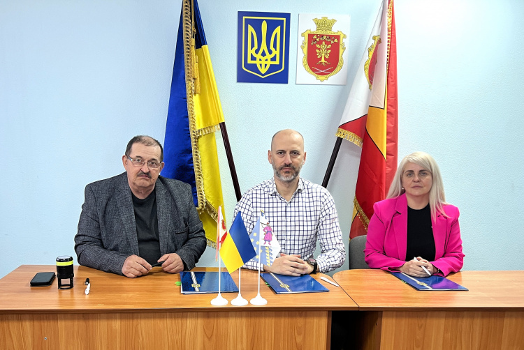 Від ремонту ліцею до водопостачання: Метінвест підписав з Карпівською громадою на Криворіжжі меморандум про співпрацю