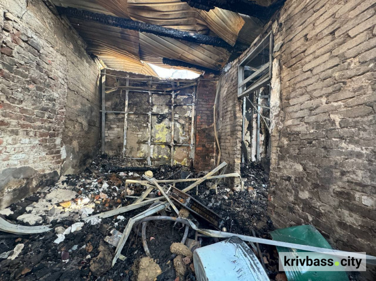 Наслідки атаки шахедами, фото пресслужби Дніпропетровської ОВА