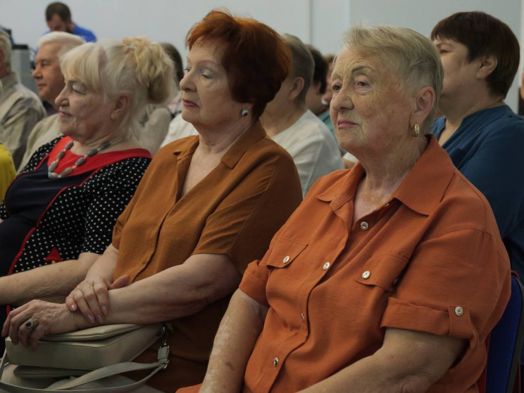 Фото управління преси Криворізького міськвиконкому 