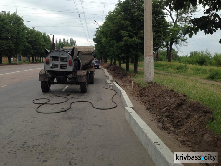 50 дорог и улиц Кривого Рога отремонтированы, капремонт по улице Калачевского продолжается (ФОТО)