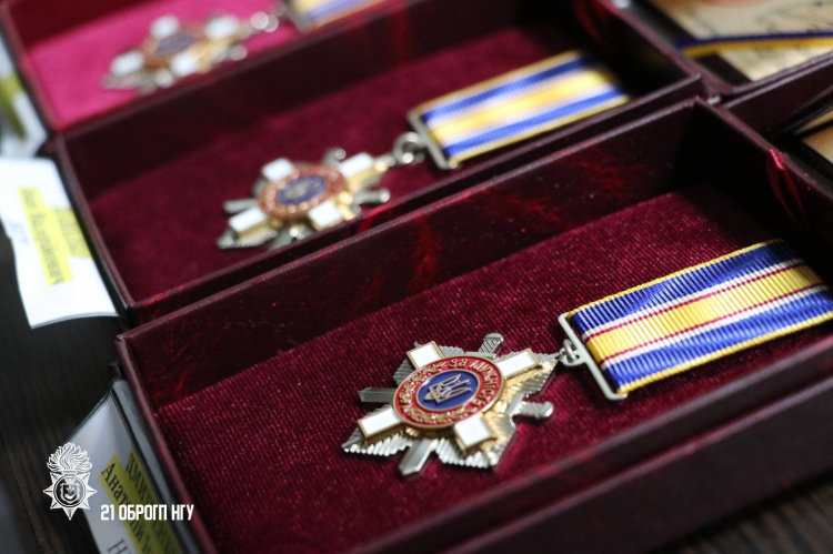 У Кривому Розі родинам полеглих Захисників передали державні нагороди - фото 21-ої окремої бригади НГУ