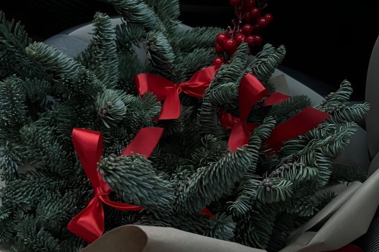 Декор ялинки 2026: що буде в тренді цієї зими - фото з відкритих джерел