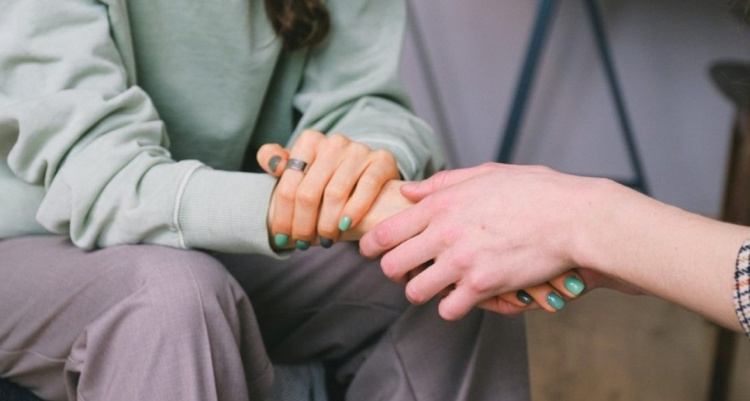 Не мовчи про біль: як на Дніпропетровщині борються з домашнім насильством