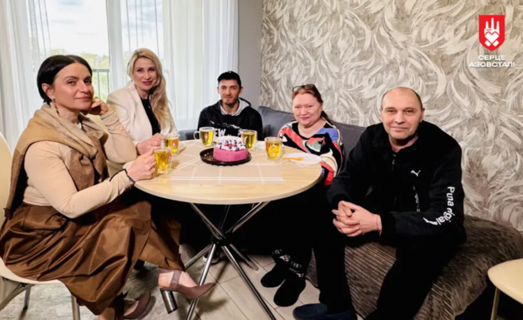 Три роки син не знав, чи живий батько: родина морпіха Павла Самбура отримала квартиру завдяки програмі «Серце Азовсталі»