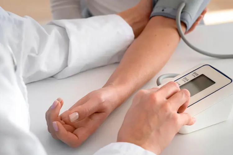 Медобстеження - фото ілюстративне з відкритих джерел