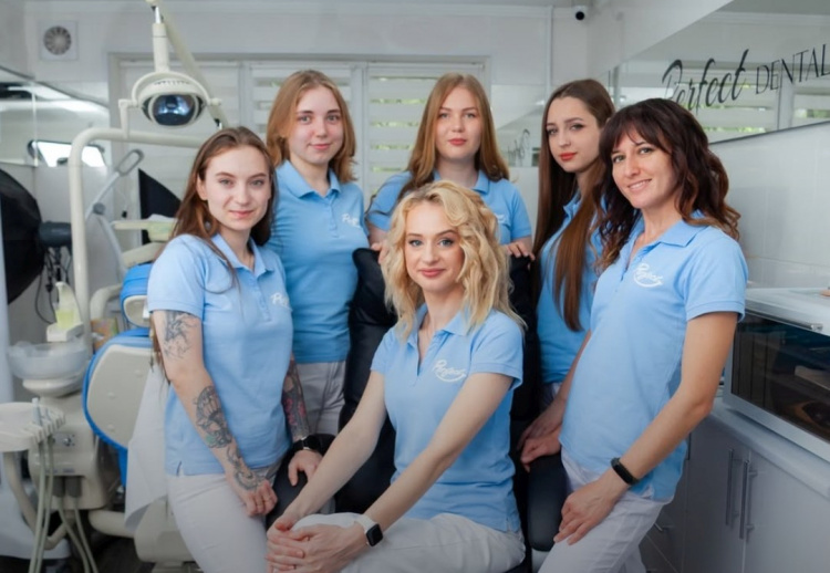 Клініка "Perfect" - фото Дніпропетровської обласної служби зайнятості