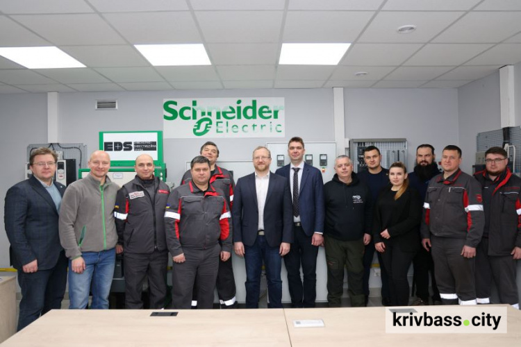 Інтеграція освіти та виробництва: на Каметсталі запрацювала лабораторія для підготовки інженерів