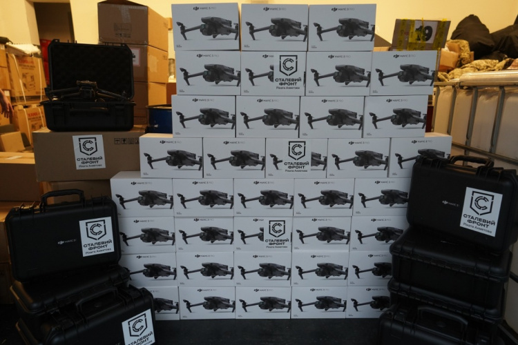 Безпілотники, РЕБ і зв’язок: нова партія допомоги від Сталевого Фронту Ріната Ахметова для 1-го корпусу «Азов»
