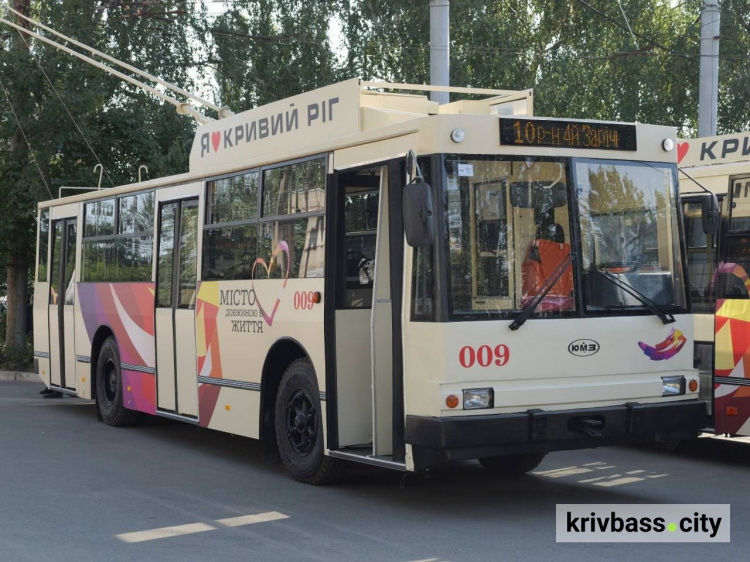 Продовжується модернізація муніципального електротранспорту: на маршрути вийшли два нових тролейбуса