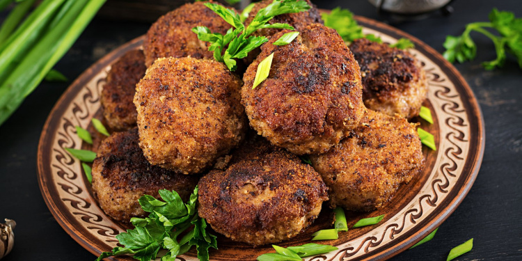 Як приготувати найніжніші котлети вдома - фото з відкритих джерел