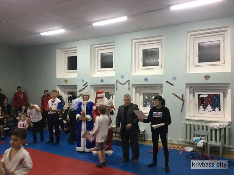 В Кривом Роге состоялся новогодний турнир по самбо и дзюдо (ФОТОРЕПОРТАЖ)