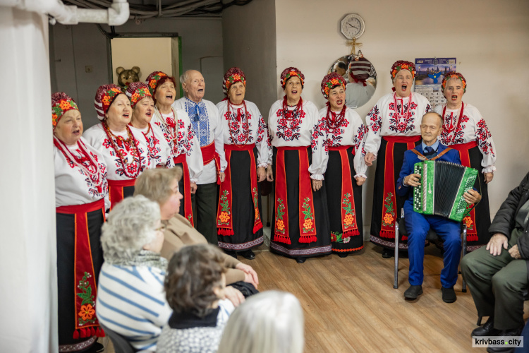 Цінуємо і пишаємось: у Кривому Розі на об’єднаному ГЗК Метінвесту привітали найстарших пенсіонерів