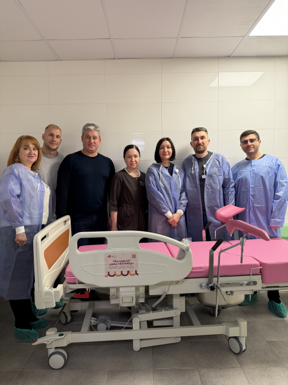 Допомога для народження нових життів: благодійний фонд "Жіночі можливості в Україні" передав сучасне обладнання лікарні Кам’янського