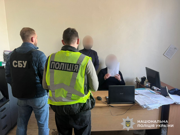 Корупція в енергетиці: поліція Дніпропетровщини викрила аферу з електроенергією на 1,3 млн грн