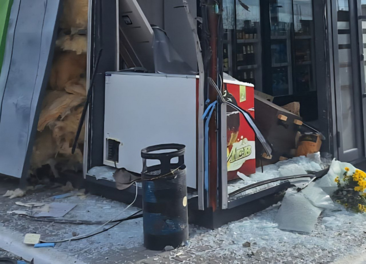 Наслідки російських обстрілів Дніпропетровщини - фото пресслужби Дніпропетровської ОВА