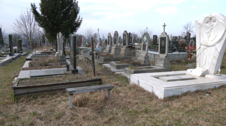 Коли Гробки у 2026 році: що потрібно знати про Радоницю - фото з відкритих джерел