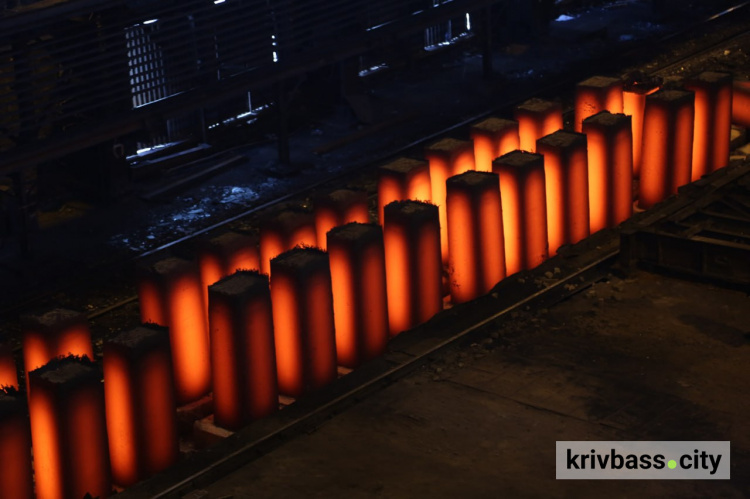 Після десятиліть роботи: на "АрселорМіттал Кривий Ріг" зупиняють цех блюмінгу