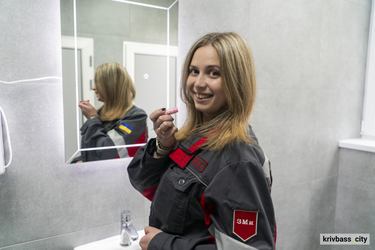 Нові душові та санвузли в цехах: у Кривому Розі на комбінатах Метінвесту працюють над покращенням побутових умов для працівників