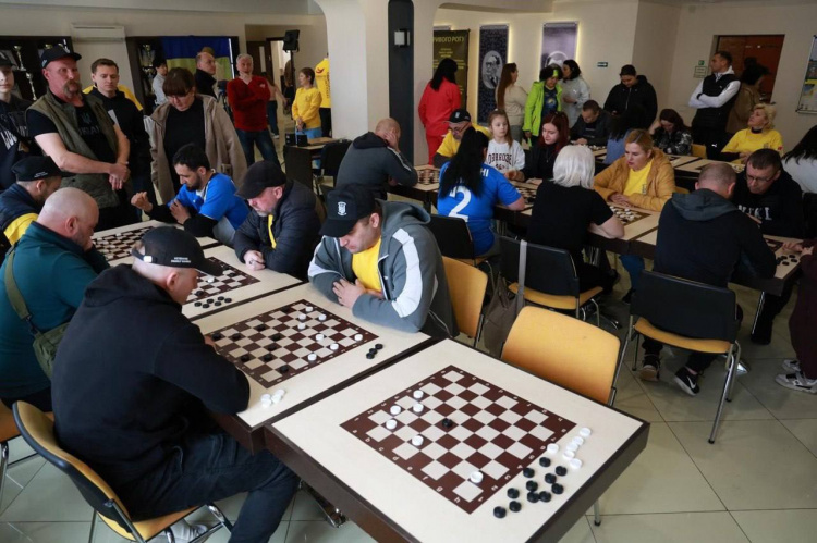 Змагання серед ветеранів у Кривому Розі - фото управління преси Криворізького міськвиконкому 